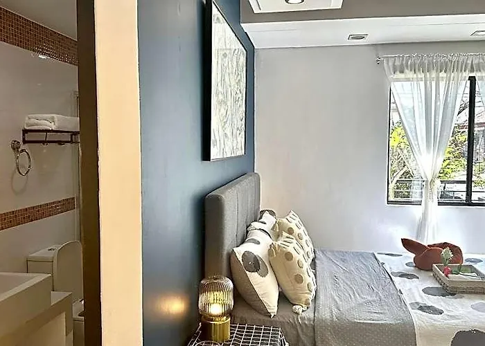 Lariszone Luxury Countryrad 4* Manila